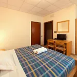 Отель Casa Per Ferie Lo Scoiattolo