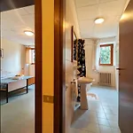 Отель Casa Per Ferie Lo Scoiattolo