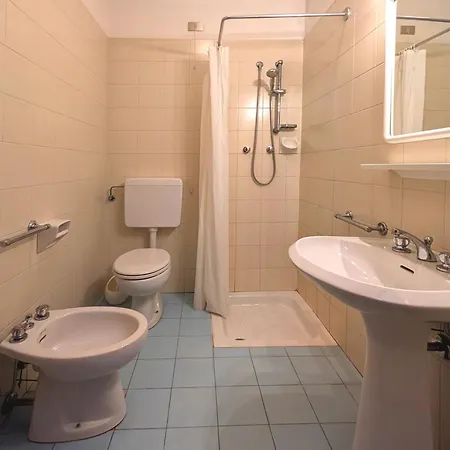 Casa Per Ferie Lo Scoiattolo Hotell *
