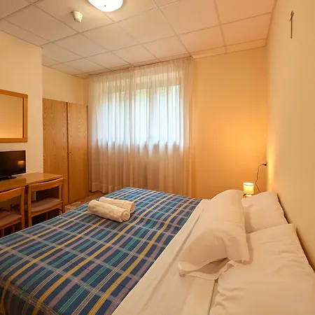 Casa Per Ferie Lo Scoiattolo Отель