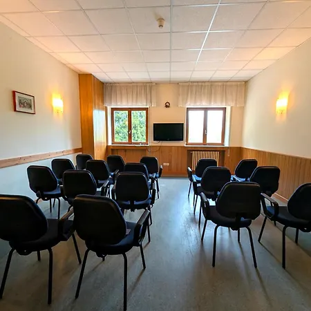 Hotell Casa Per Ferie Lo Scoiattolo *